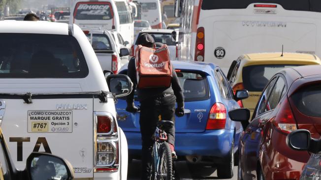 En la ciudad el uso de la bicicleta es alto, pero alguno ciclistas cometen imprudencias en las vías de Bogotá.