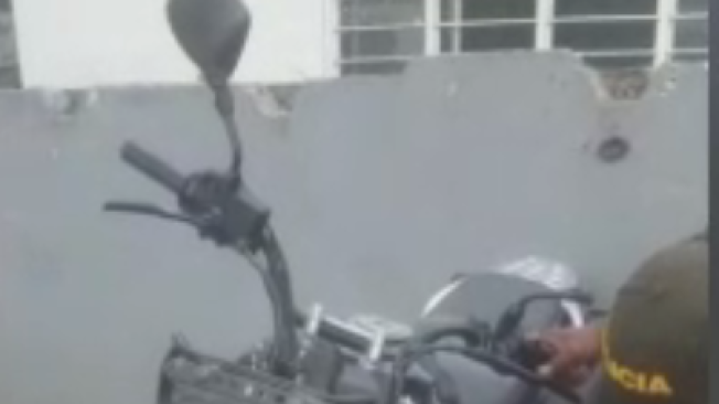 Motocicleta decomisada en operativo por aire y tierra en sector de Juanchito.