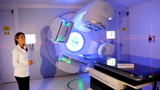 Esta es una de las modernas máquinas con tecnología de medicina nuclear para el hallazgo de tumores.