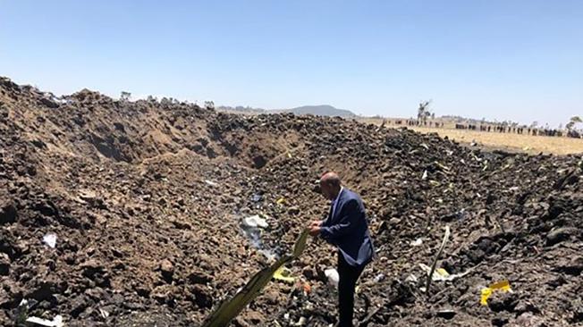 El Boeing 737 de Ethiopian Airlines se estrelló este domingo causando la muerte de los 149 pasajeros y los ocho tripulantes.