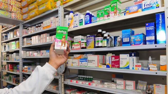 Las medicinas de venta libre (sin fórmula médica) copan una parte representativa del sector farmacéutico.