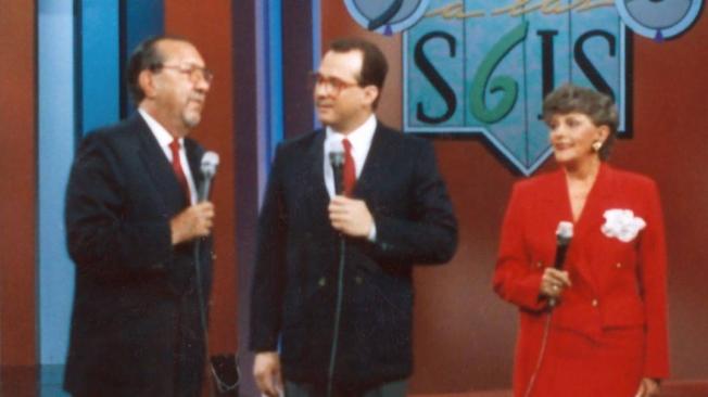 Junto a Fernando Gómez Pacheco y Gloria Valencia de Castaño, Jota Mario presentó desde 1989 hasta 1991 el emblemático programa de televisión 'Los tres a las seis'.