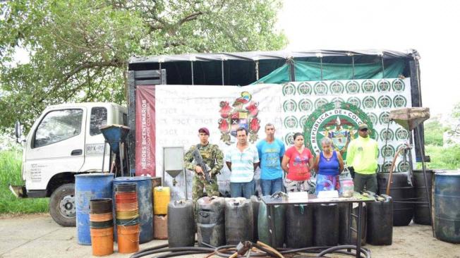 Capturan a cuatro personas en Arauca por la comercialización ilegal de gasolina y ACPM.