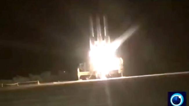 Captura de video cedida por el servicio de televisión estatal iraní Press TV (PTV), que muestra el sistema de misiles tierra-aire "Khordad-3" de Irán usado por la Guardia revolucionaria de Irán para derribar el dron de vigilancia estadounidense RQ-4A en el sur de Irán, el 20 de junio de 2019.