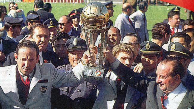 Este lunes cumpliría 92 años Osvaldo Juan Zubeldía, entrenador que ganó tres Copas Libertadores y una Intercontinental con Estudiantes de La Plata. En Colombia, fue campeón con Nacional en 1976 y 1981.