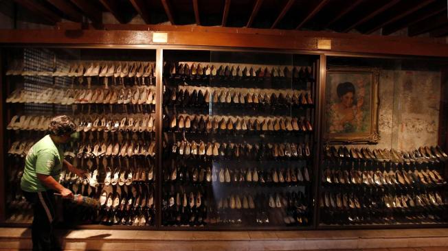 La colección de zapatos de la exprimera dama Imelda Marcos.