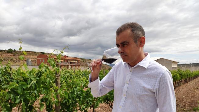 El español Ervigio Adán, experto en vinos y nuevo asesor principal de la feria, reemplaza al argentino fallecido Mario Puchulu.