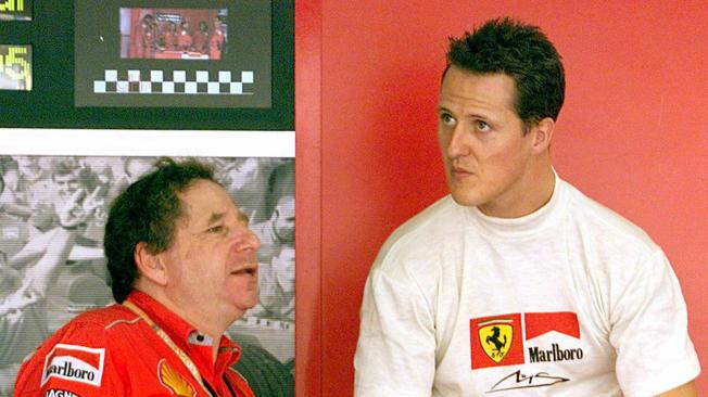 Michael Schumacher (der.) junto a Jean Todt cuando estaban en Ferrari