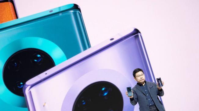 Richard Yu, CEO de la división de consumidores de Huawei, anunció que las cámaras del nuevo Mate 30 Pro fueron diseñadas en colaboración con la marca alemana Leica.