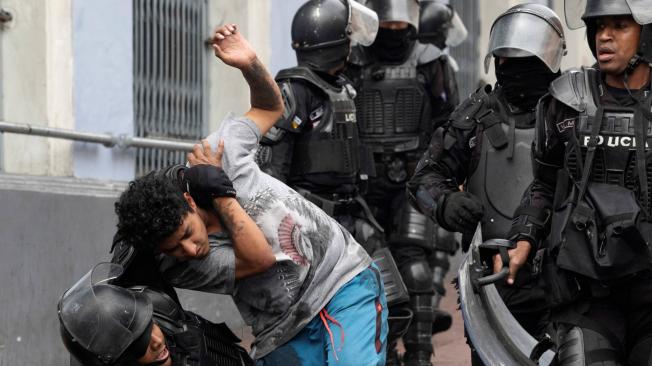 Según el Gobierno ecuatoriano, al menos 19 personas fueron detenidas este jueves durante las protestas en Quito.