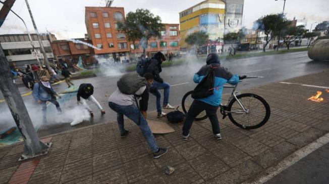 Fuertes enfrentamientos se registraron en Bogotá.
