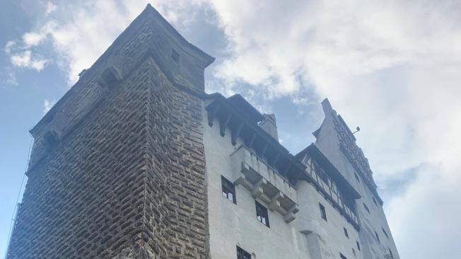 El Castillo de Bran, comercializado como la morada de Drácula en Rumana, está avaluado en más de 140 millones de euro.
