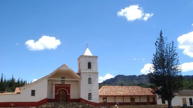 Sutatausa es un municipio de 5.258 habitantes ubicado a casi 80 kilómetros de Bogotá, en el norte de Cundinamarca.