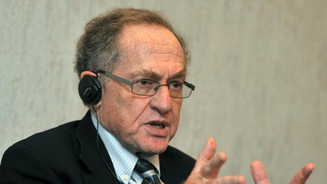 Alan Dershowitz, miembro de la defensa del presidente Donald Trump en el juicio político.