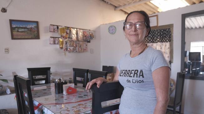 Para Betty Díaz, quien nació en Suratá, las manifestaciones contra el proyecto se han hecho "sin tener en cuenta a la comunidad de los municipios de Suratá y California".