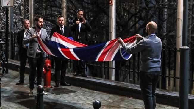 Un ejemplar de la bandera británica será enviada a la Casa de la Historia Europea de Bruselas.