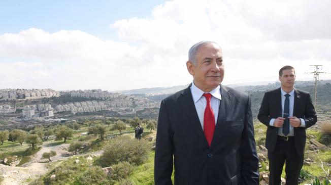 El primer ministro israelí en funciones, Benjamín Netanyahu, propone la construcción de más de mil viviendas en asentamientos.