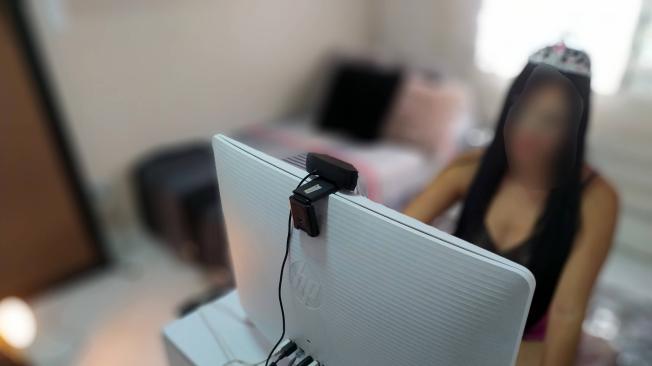 Una mujer webcam ‘top’ puede llegar a ganar hasta 30 millones de pesos al mes.