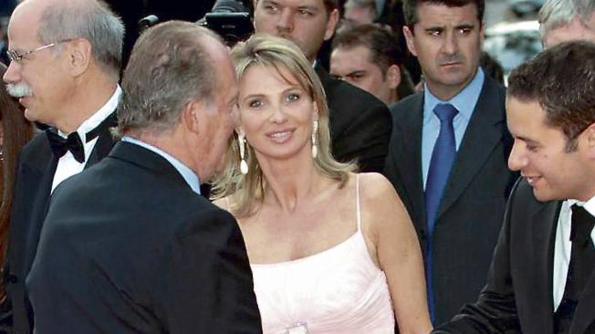 Corinna Larsen fue amante del rey de España Juan Carlos I entre el 2004 y el 2009, y por eso recibió un regalo de 65 millones de dólares.