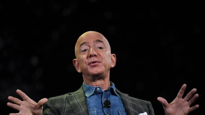 La fortuna de Jeff Bezos aumentó en US$87.100 millones este año.