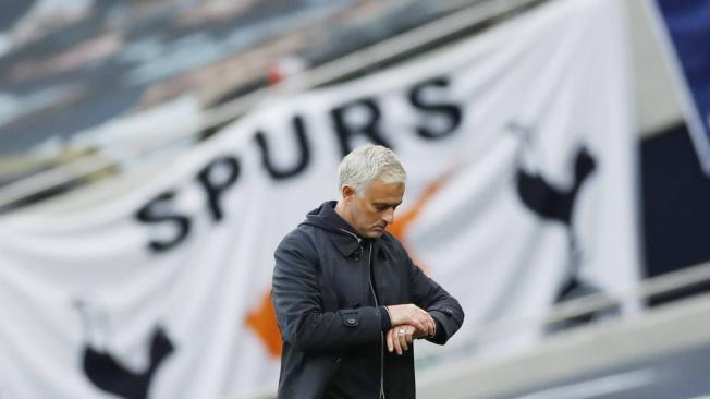 José Mourinho, entrenador de Tottenham.
