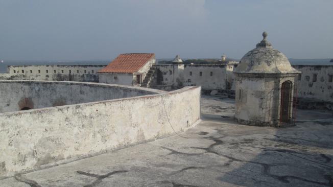 El Fuerte de San Fernando en el corregimiento de Bocachica, isla de Tierrabomba, también espera la llegada de turistas.