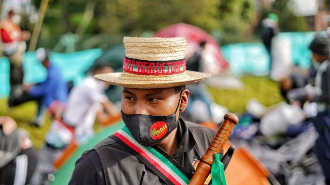 Indígenas se alistan para acompañar el paro nacional del 21 de octubre de 2020.