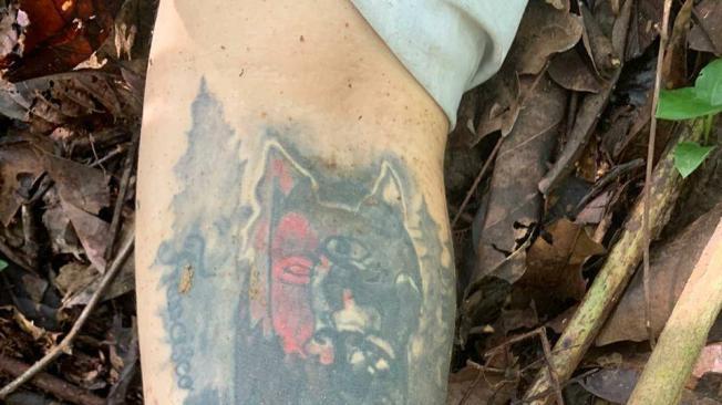 El tatuaje con el que decía protegerse, sirvió para identificar su identidad.