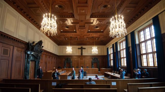 vista de la sala de audiencias 600 en el tribunal de distrito de Nuremberg-Fuerth en el palacio de justicia de Nuremberg, Alemania, el 20 de febrero de 2020, donde se llevaron a cabo los juicios de guerra ante el Tribunal Militar Internacional en Nuremberg