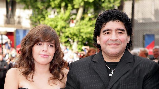 Dalma Maradona y su padre Diego.