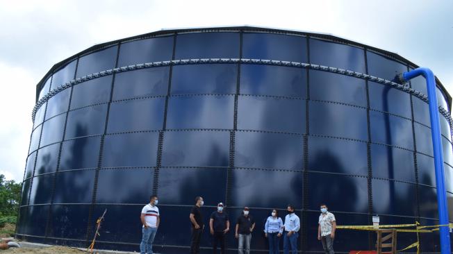 Este es el  tanque de almacenamiento de 5 mil metros cúbicos de agua potable que se construye en Galapa.