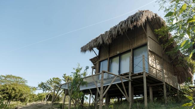 A 40 minutos de Barranquilla, está este oasis autosostenible en donde la energía de las 4 cabañas proviene del sol.