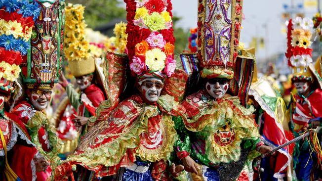 El congo es el máximo símbolo del Carnaval de Barranquilla. Esta figura se agrupa en danzas que rinden homenaje a la naturaleza.