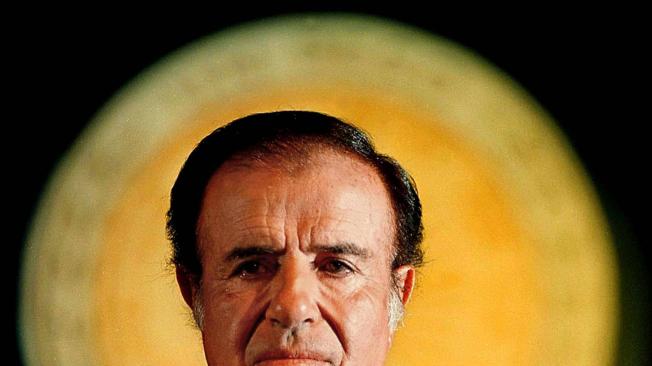 Carlos Saúl Menem nació en Anillaco, La Rioja, el 2 de julio de 1930, hijo de inmigrantes sirios.