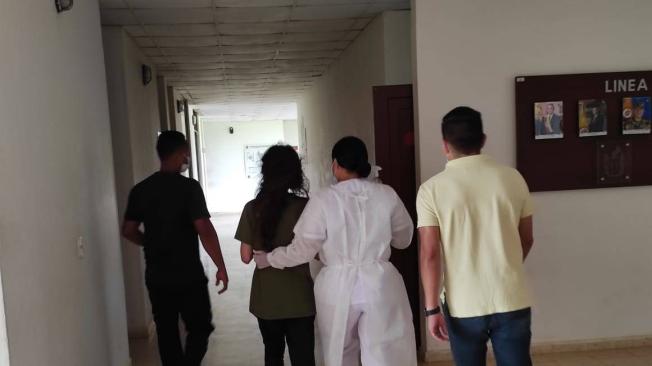 La joven fue trasladada a Calamar, y de allí, a Villavicencio, Meta, donde quedó en custodia del ICBF: