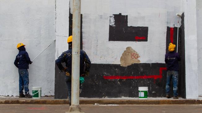 Aún se desconoce quién estaría detrás de los murales borrados en Barranquilla, entre ellos el que está en frente de la Intendencia. Se estima que de 10, solo quedan dos.