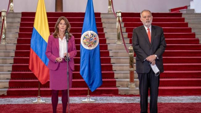 El Embajador Alejandro Ordóñez ha quedado encargado de mantener este trabajo permanente con la Comisión Interamericana de Derechos Humanos.