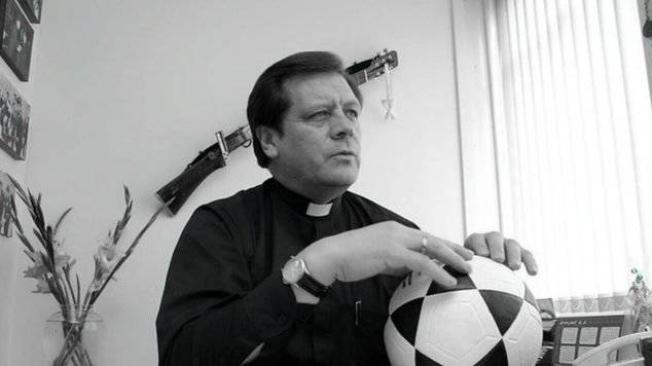 Monseñor Alirio López es recordado por trabajar junto a jóvenes de barras bravas.
