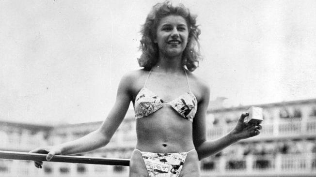 En 1946 se presenta el bikini, en Estados Unidos.