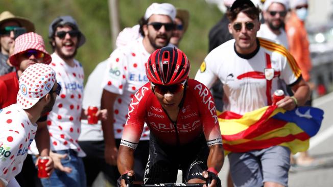 Nairo Quintana sigue en la lucha en el Tour.