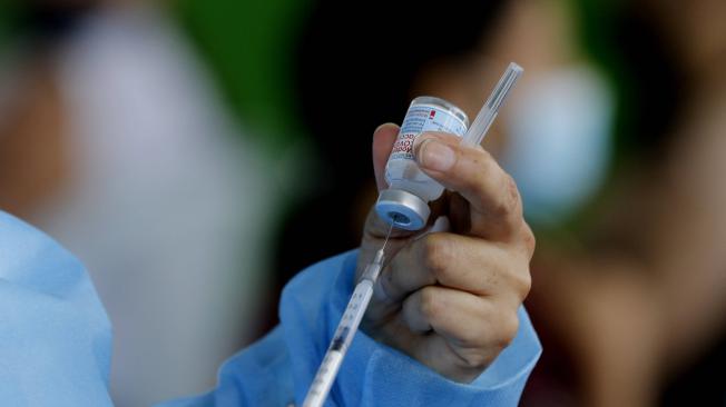Un positivo balance de personas vacunadas contra el covid19 dejan los ocho puntos de vacunación instalados en las estaciones del Metro de Medellín.