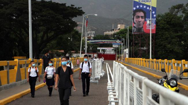 Los ciudadanos están a la expectativa de la apertura de la frontera entre Colombia y Venezuela.