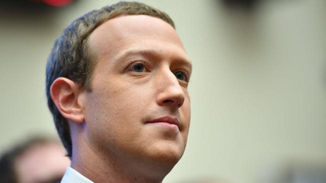 Zuckerberg perdió 5.900 millones de dólares tras la caída de WhatsApp, Facebook e Instagram