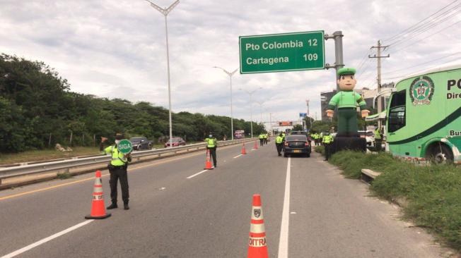 Las autoridades socializaron las medidas en la vía al mar, saliendo de Barranquilla.