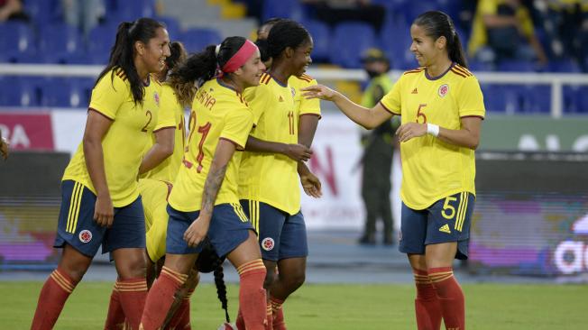 El festejo de gol de Colombia.