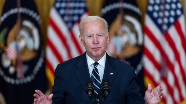 El presidente Joe Biden habla sobre el marco de su 'histórico' acuerdo de gasto en la Casa Blanca en Washington, DC, Estados Unidos, el 28 de octubre de 2021.