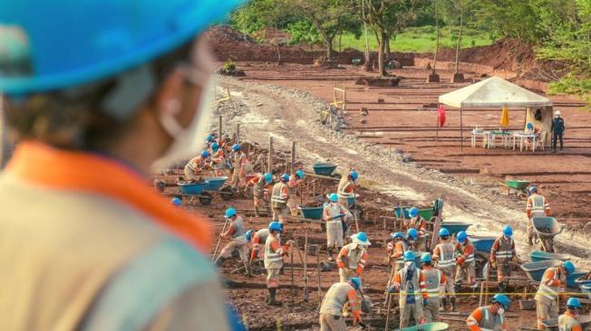 El programa de arqueología de Covioriente ha generado 434 empleos directos, de los cuales el 94%
pertenecen al área de influencia de los 11 municipios del corredor.