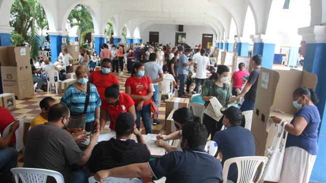 Elecciones de 13 de Marzo en Barranquilla. Elecciones para Senado, Camara y coaliaciones presidenciales.