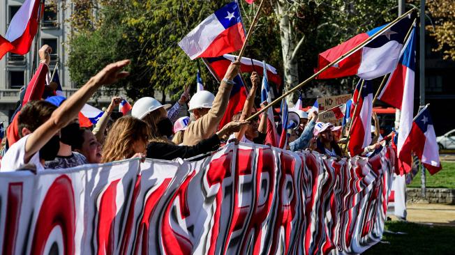 Protestas en Chile en contra de la nueva constitución.