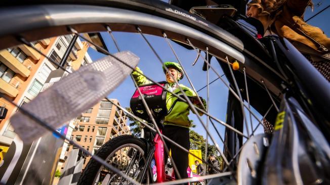 Lanzamiento del piloto de Sistema de Bicicletas Compartidas de Bogotá